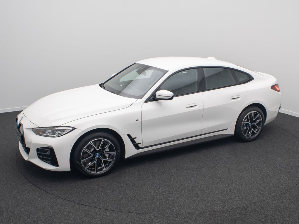BMW i4 2023