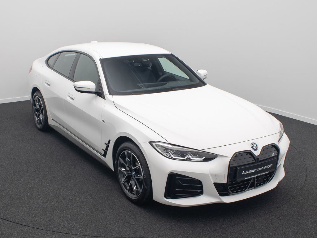 BMW i4 2023