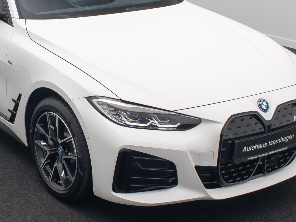 BMW i4 2023