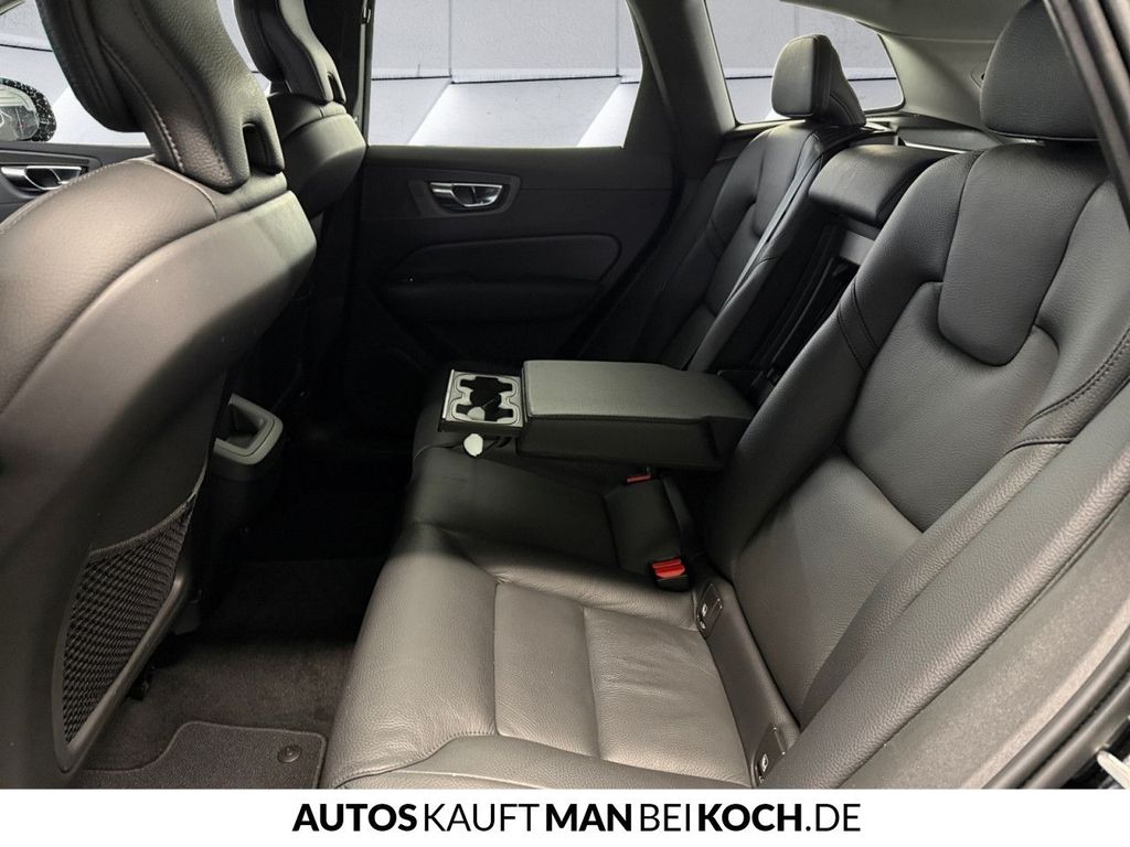 Volvo XC60 2022
