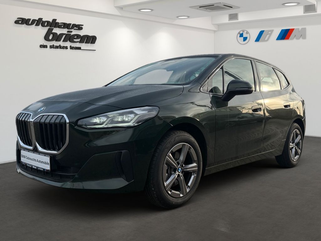 BMW 220 2025