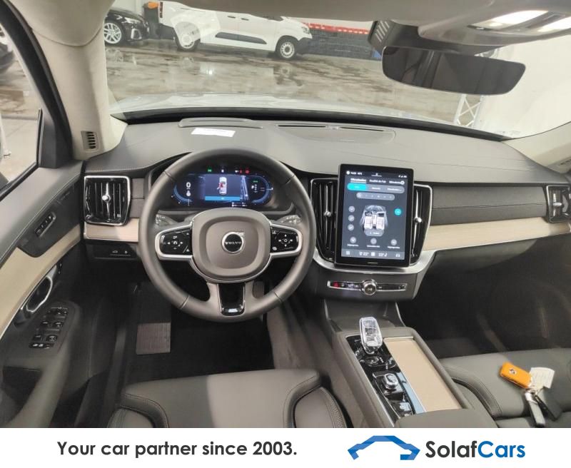 Volvo XC90 2025