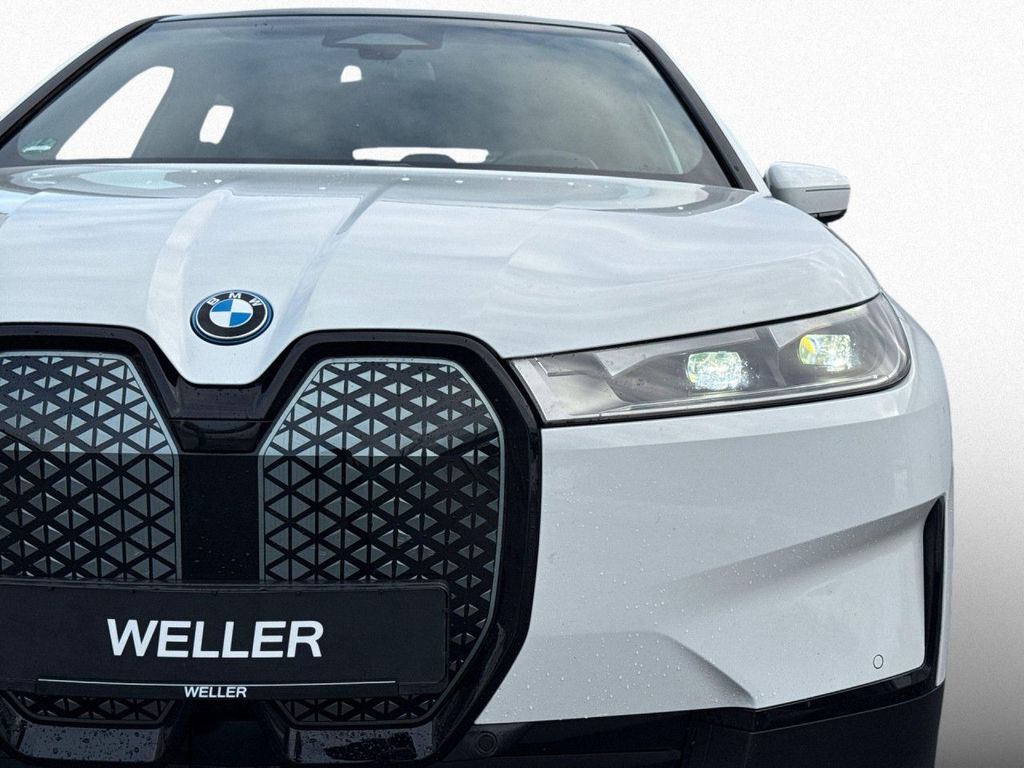 BMW iX 2022