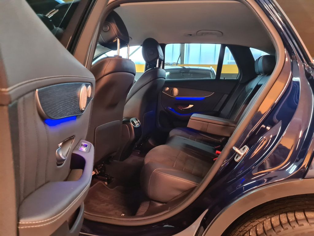 Mercedes-Benz GLC 300 2021