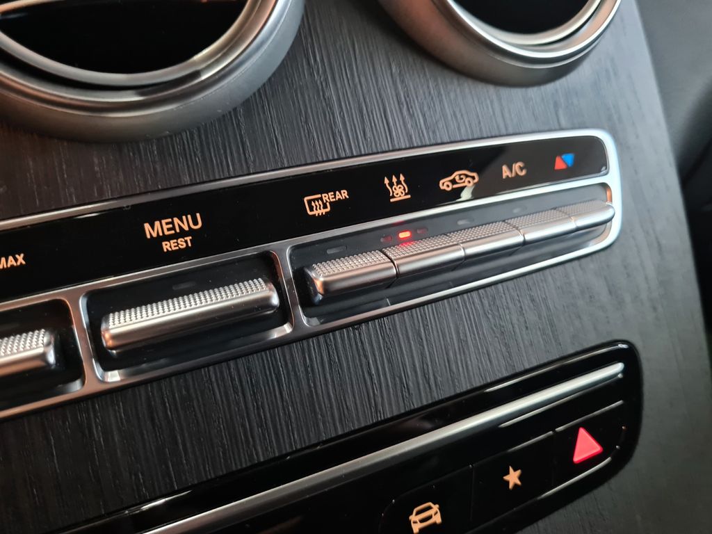 Mercedes-Benz GLC 300 2021