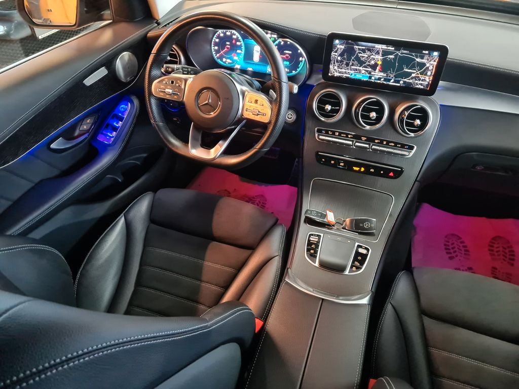 Mercedes-Benz GLC 300 2021