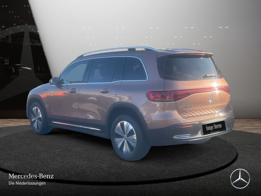 Mercedes-Benz EQB 2022