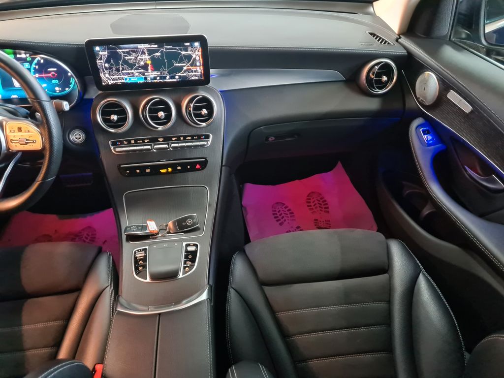 Mercedes-Benz GLC 300 2021