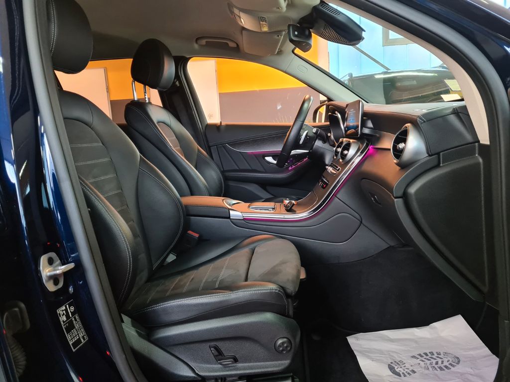 Mercedes-Benz GLC 300 2021