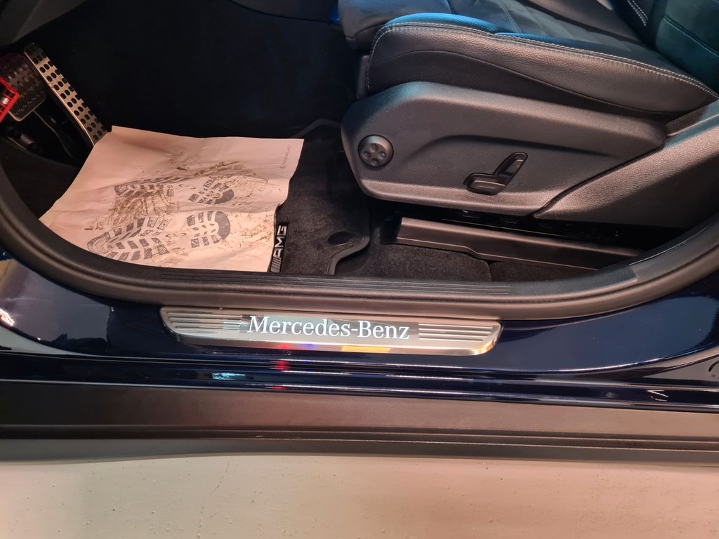 Mercedes-Benz GLC 300 2021