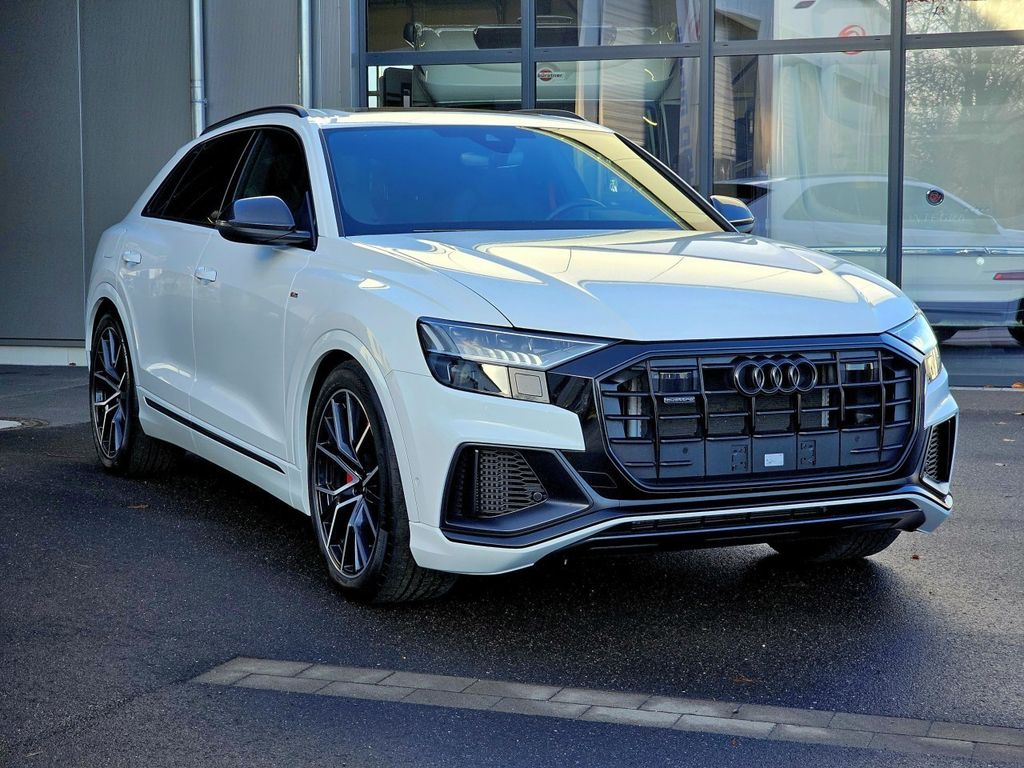 Audi Q8 2023
