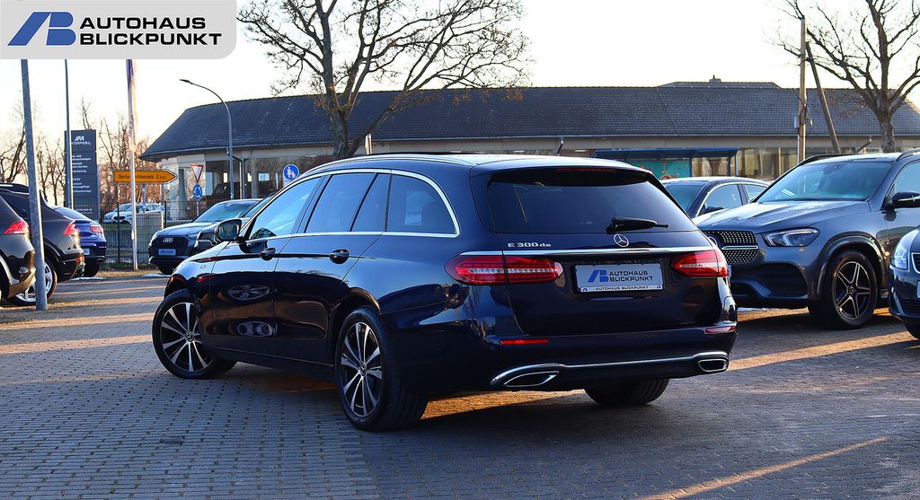Mercedes-Benz E 300 2022