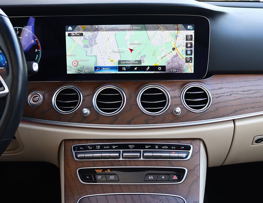 Mercedes-Benz E 300 2021