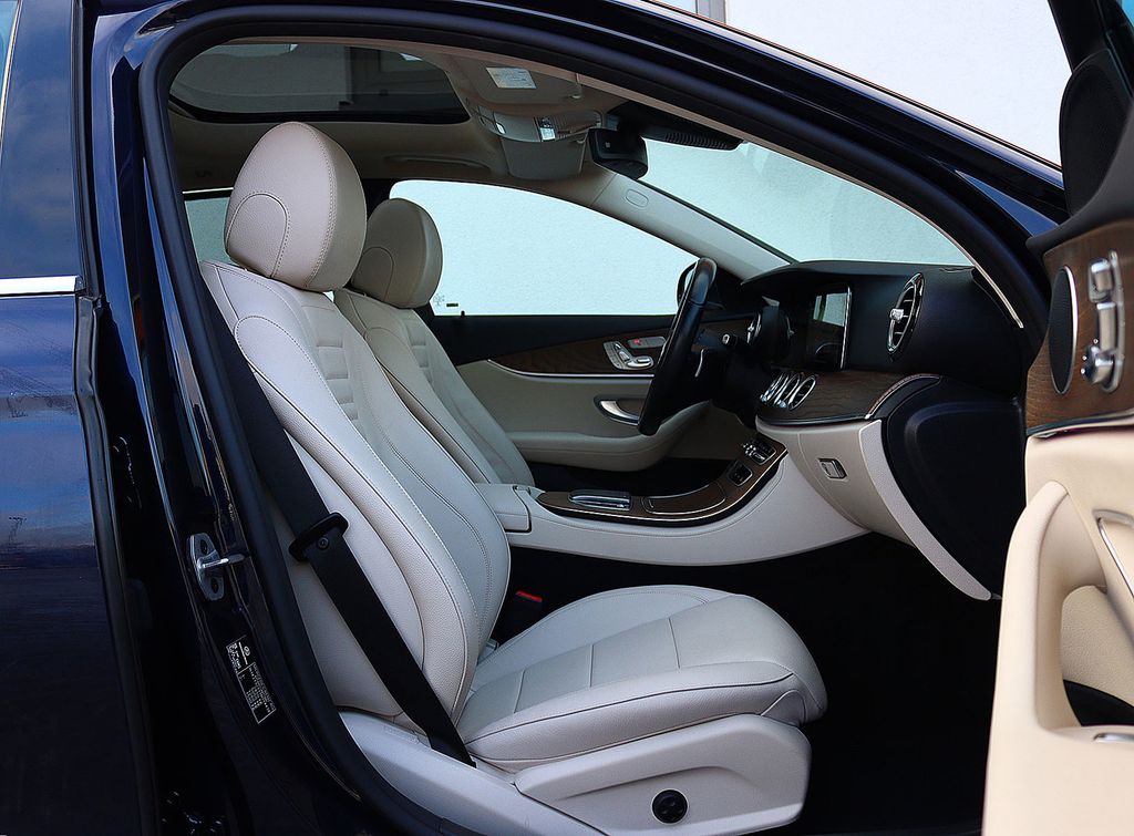 Mercedes-Benz E 300 2021