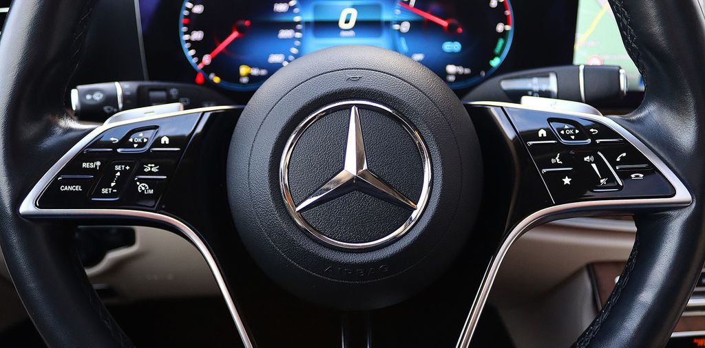 Mercedes-Benz E 300 2021