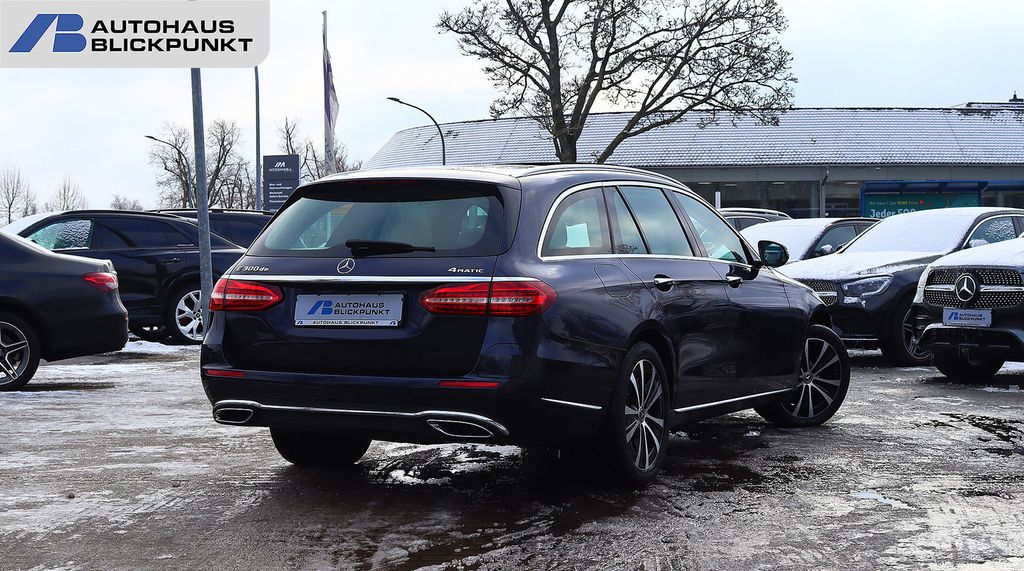 Mercedes-Benz E 300 2021