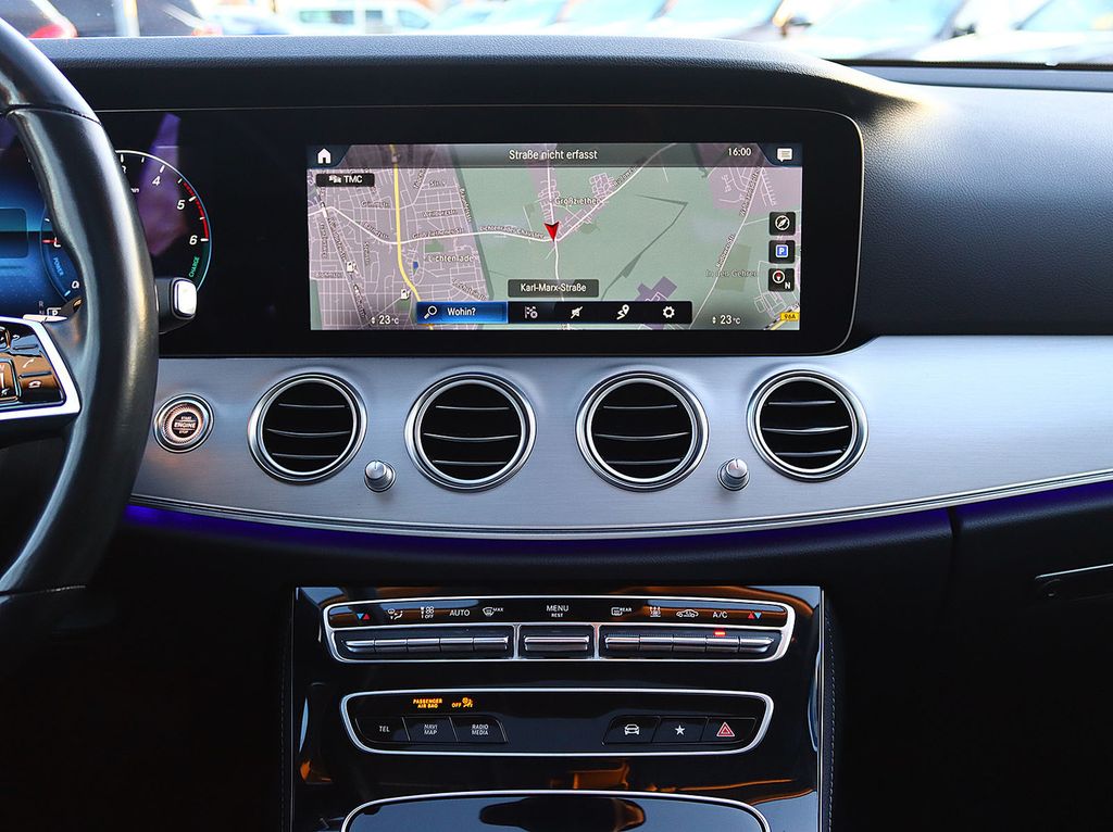 Mercedes-Benz E 300 2022