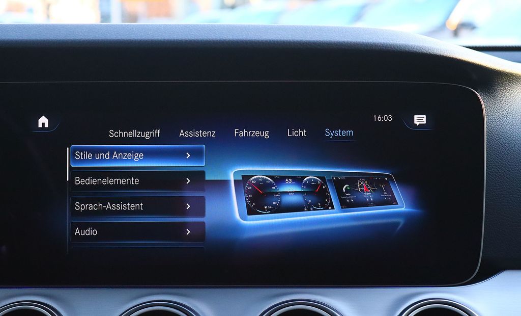 Mercedes-Benz E 300 2022