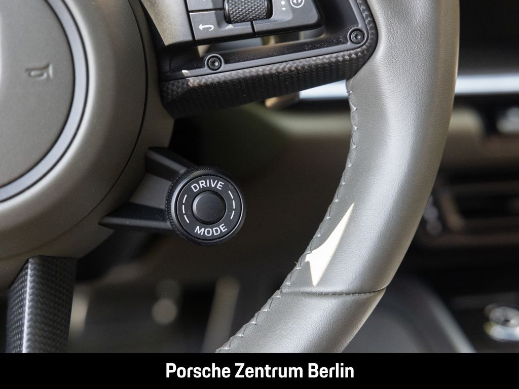 Porsche 992 2021