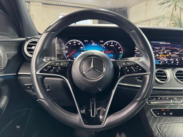 Mercedes-Benz E 300 2022