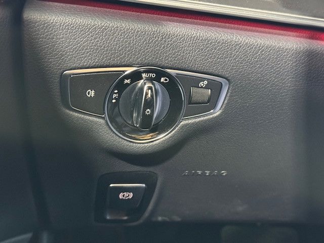 Mercedes-Benz E 300 2022