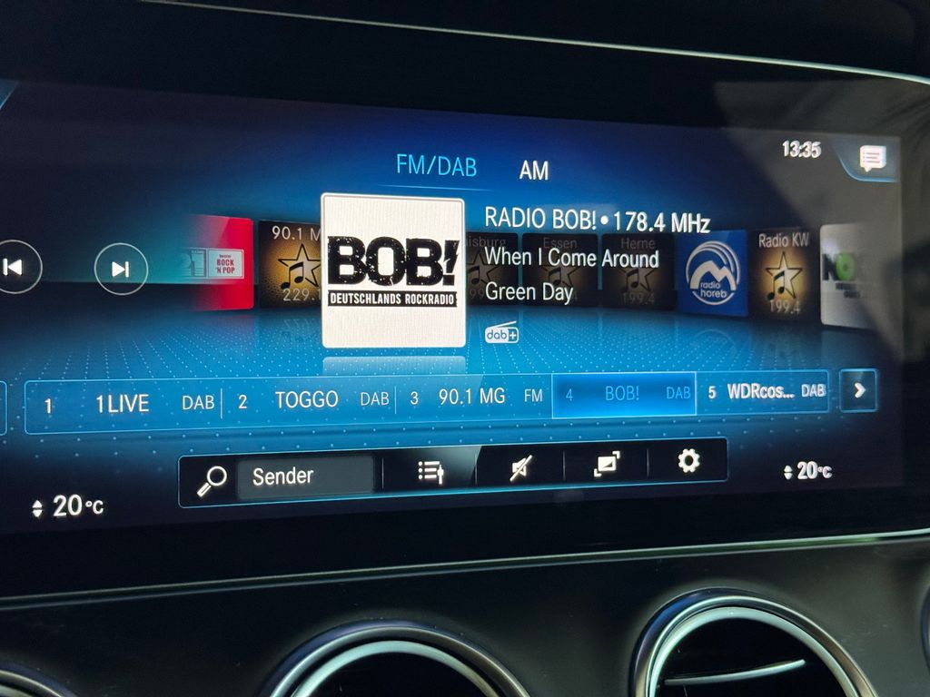 Mercedes-Benz E 300 2022