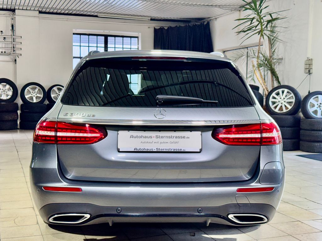 Mercedes-Benz E 300 2022