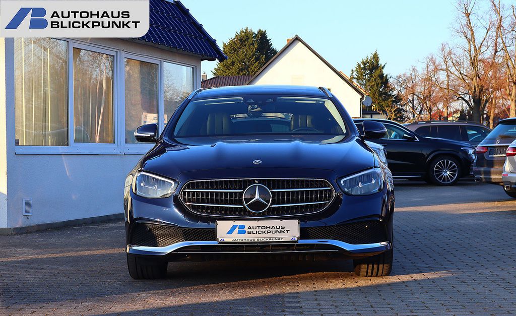 Mercedes-Benz E 300 2022