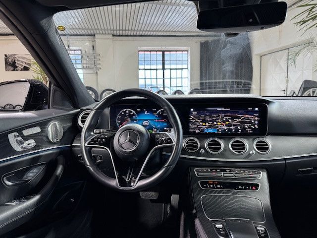 Mercedes-Benz E 300 2022