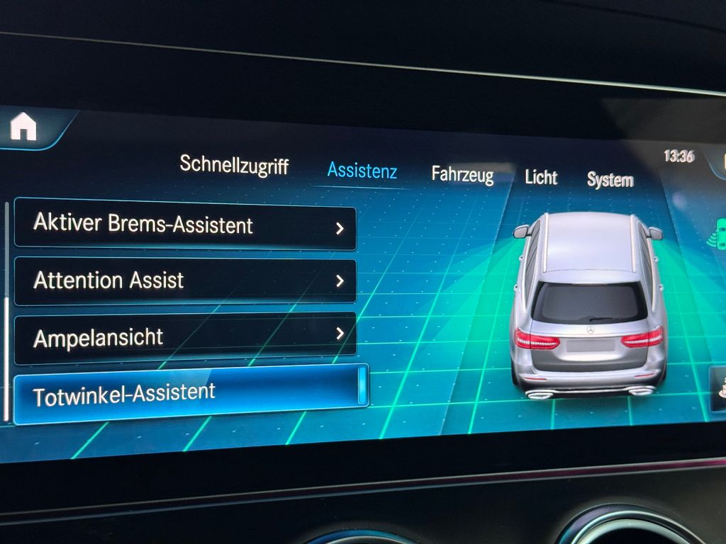 Mercedes-Benz E 300 2022