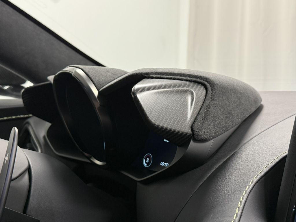 Aston Martin V8 Vantage 2022