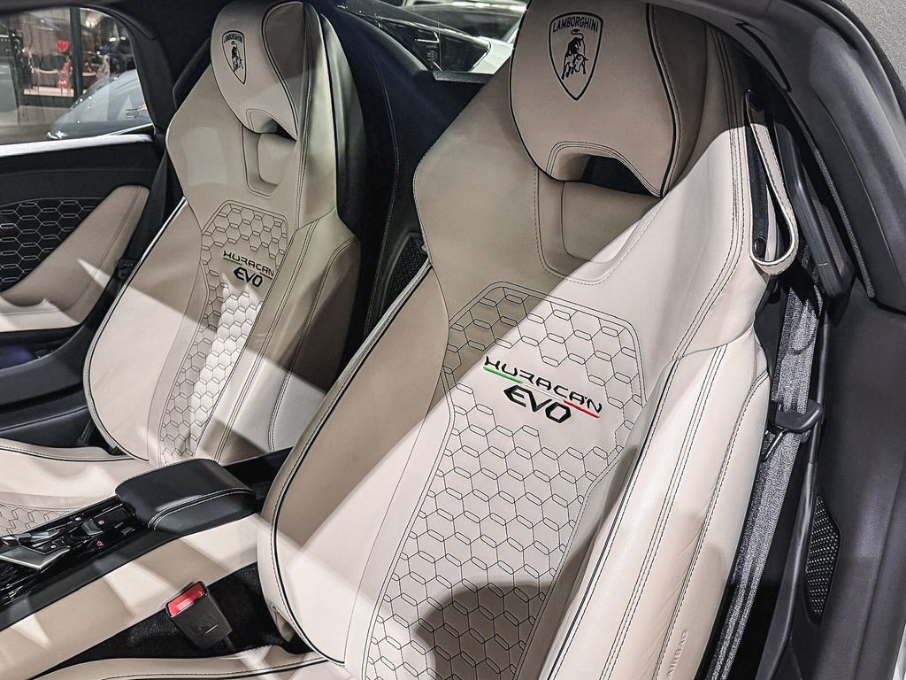 Lamborghini Huracán 2022