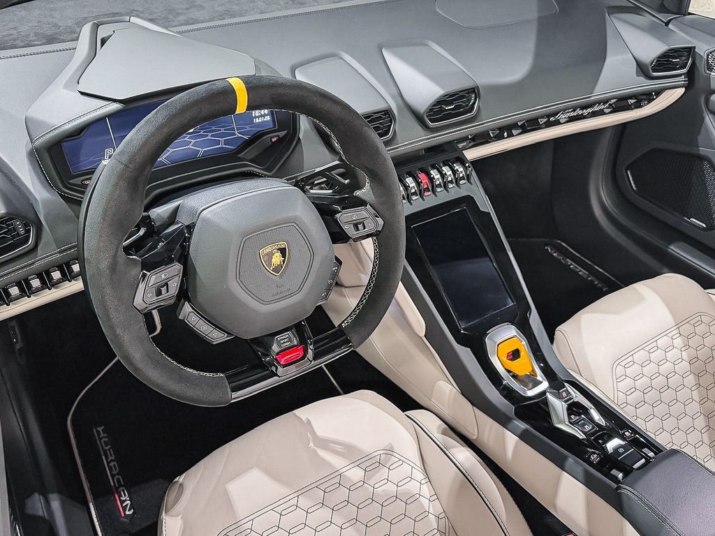 Lamborghini Huracán 2022