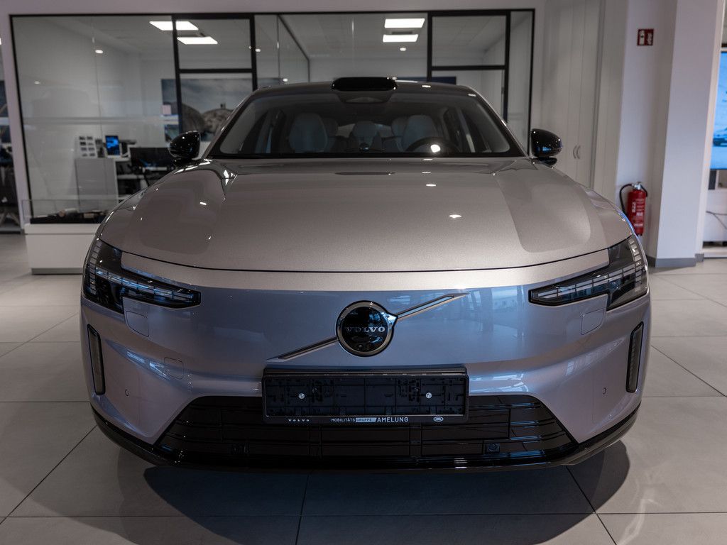 Volvo ES90