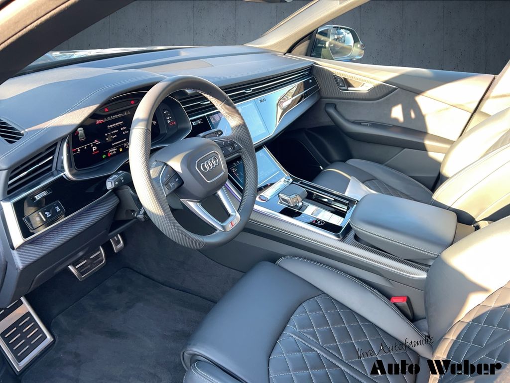 Audi SQ8 2024