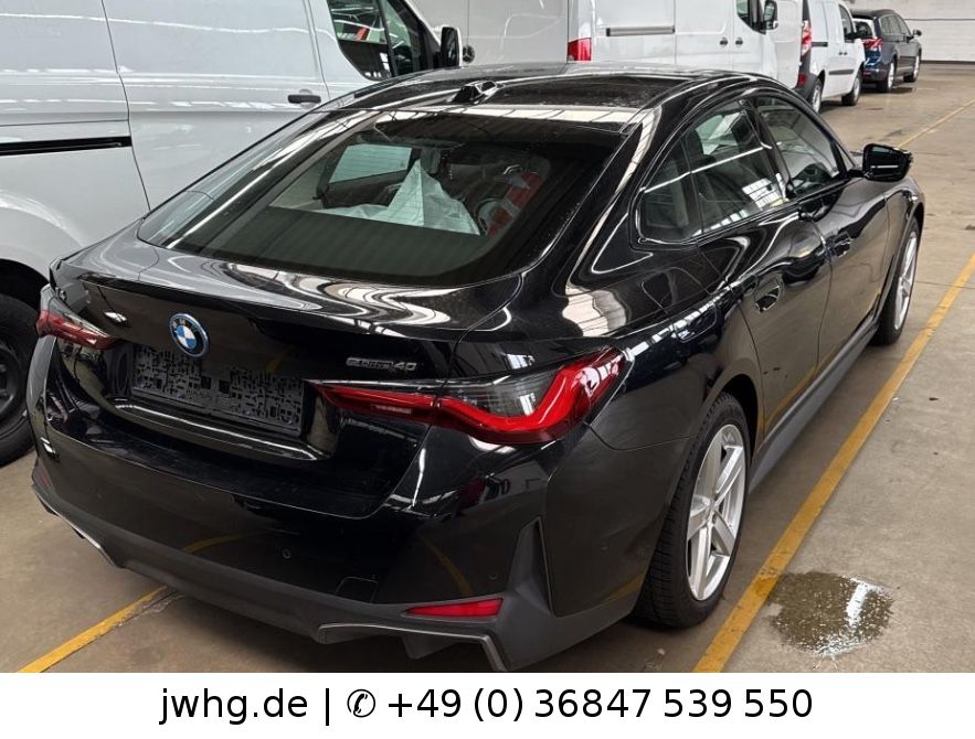 BMW i4 2023