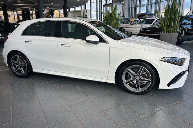 Mercedes-Benz A 220 2024