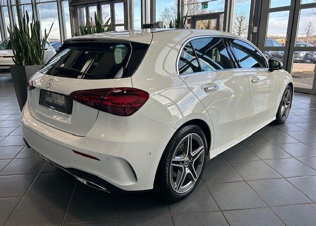 Mercedes-Benz A 220 2024