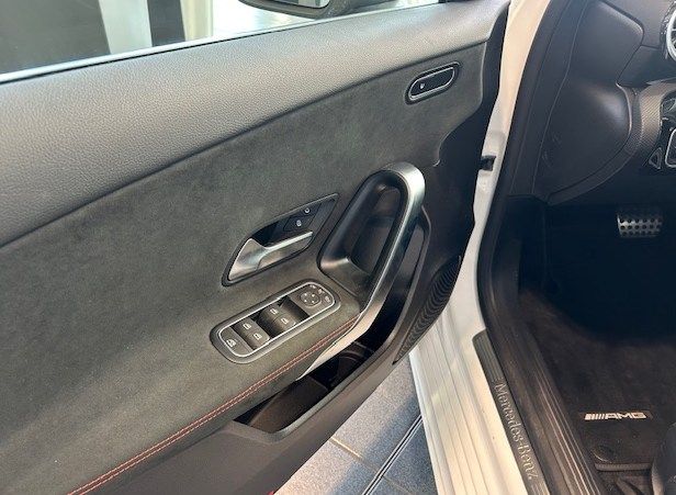 Mercedes-Benz A 220 2024