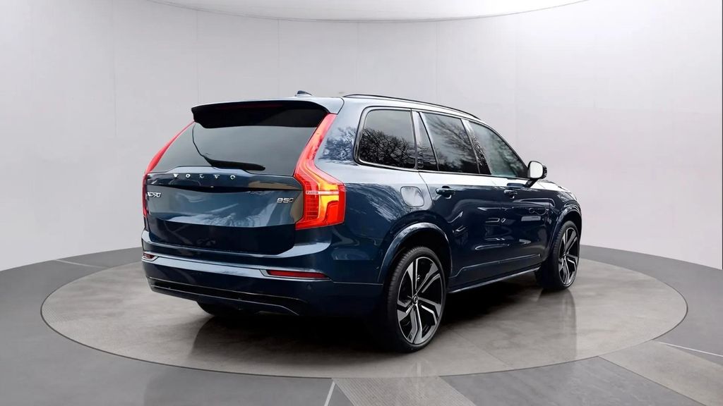 Volvo XC90 2023