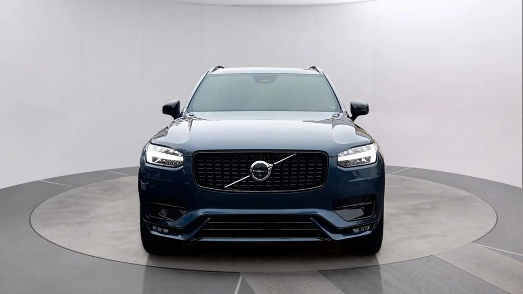 Volvo XC90 2023