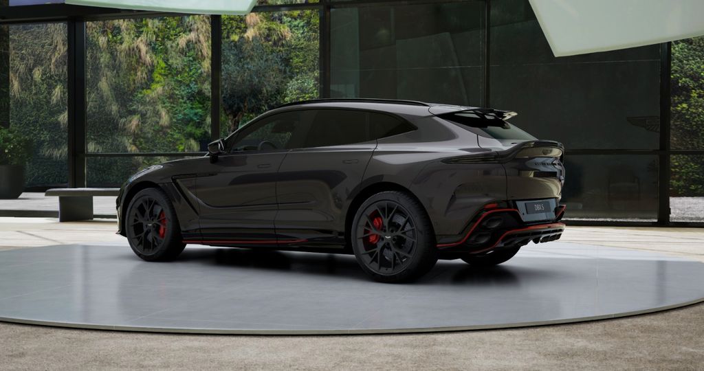 Aston Martin DBX