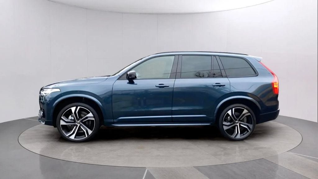 Volvo XC90 2023