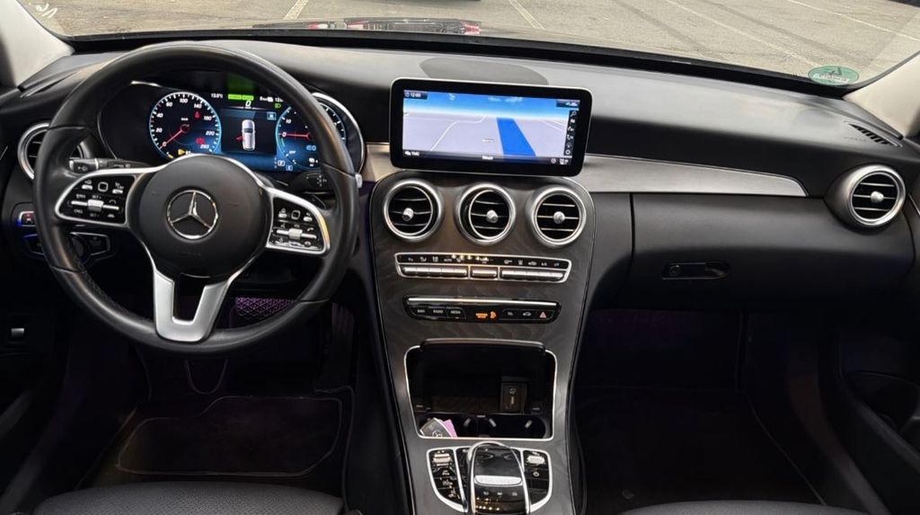 Mercedes-Benz C 300 2021