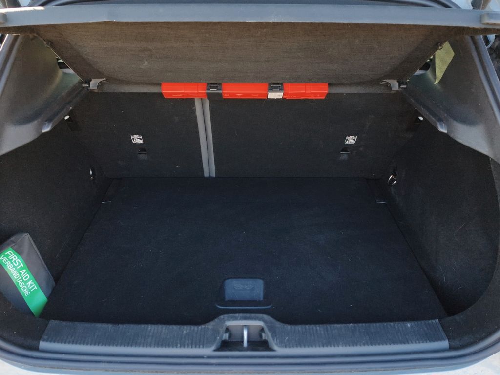 Volvo EX30 2025