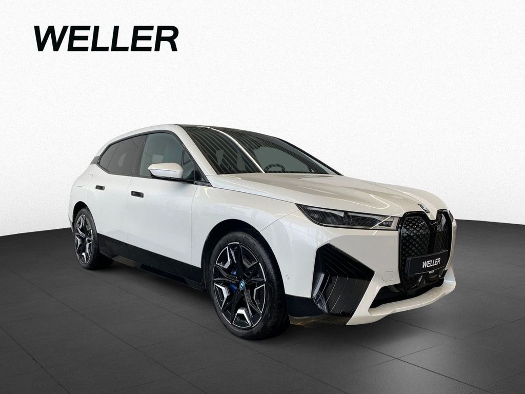 BMW iX 2023