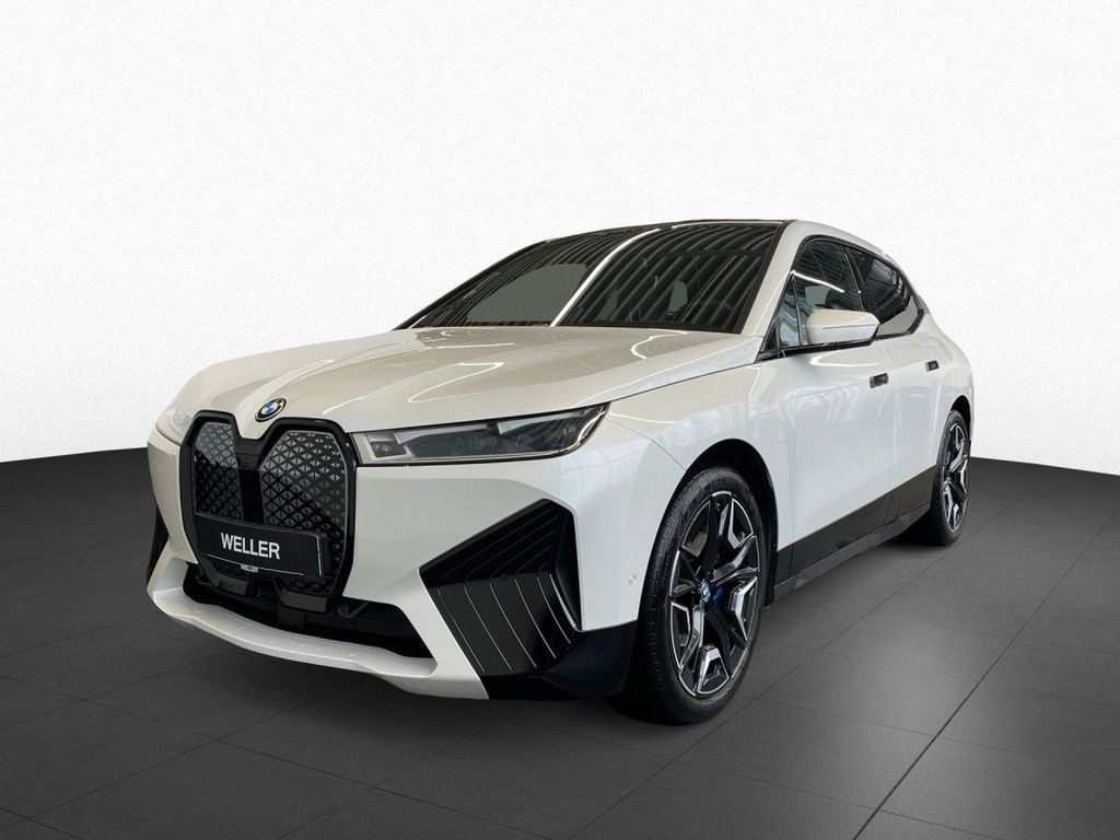 BMW iX 2023