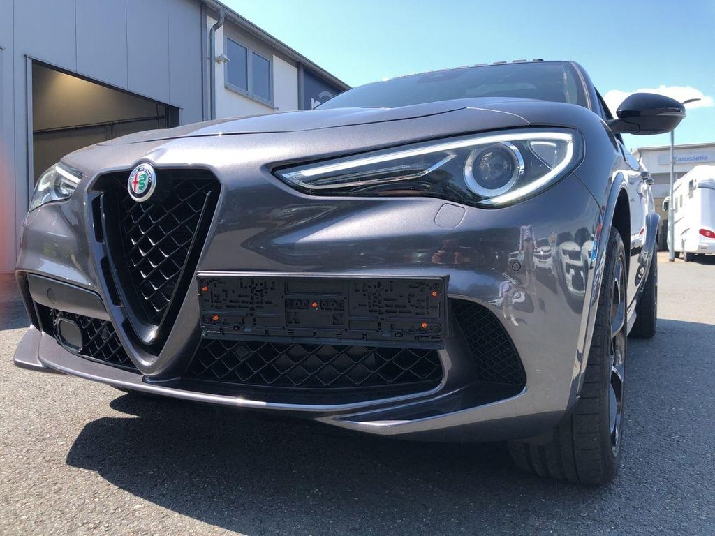 Alfa Romeo Stelvio 2022
