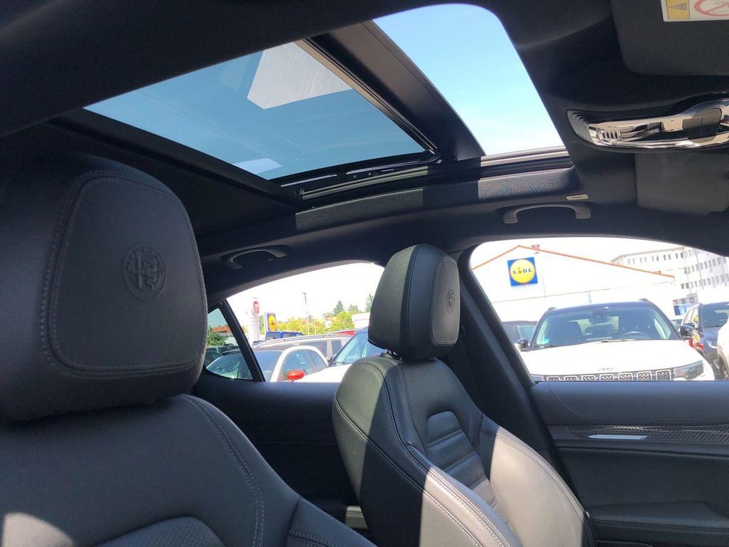 Alfa Romeo Stelvio 2022