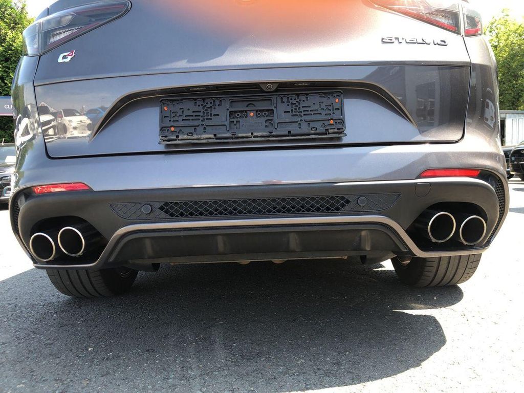 Alfa Romeo Stelvio 2022